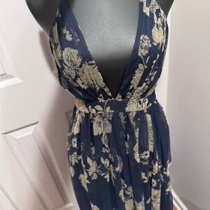 Luxxel Navy and Cream Floral Backless Dress